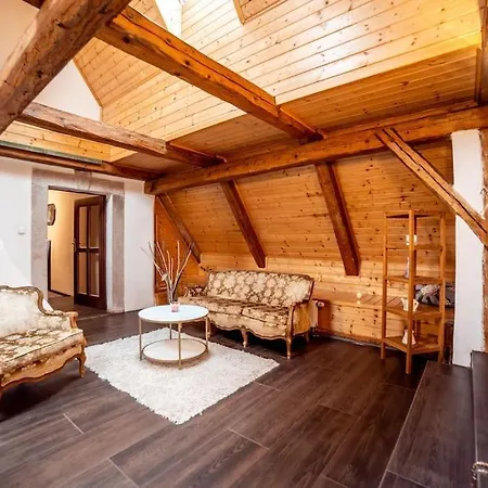 Luxusni Statek S Jedinecnym Wellness *