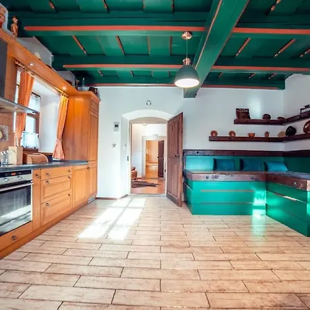 Luxusni Statek S Jedinecnym Wellness Otovice (Nachod)