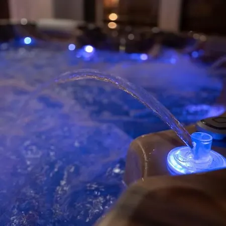 فيلة Luxusni Statek S Jedinecnym Wellness